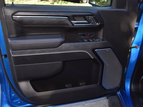 Used 2024 GMC Sierra 1500 AT4X image 36