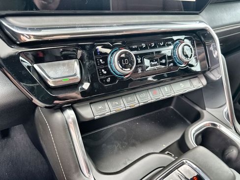 New 2026 GMC Sierra 1500 Denali Ultimate AWD/4WD image 27