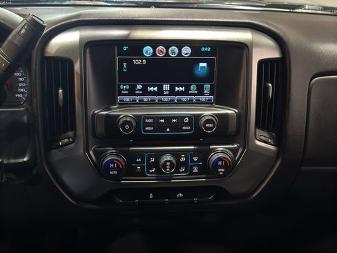 Used 2019 Chevrolet Silverado 1500 LT w/ All Star Edition image 26