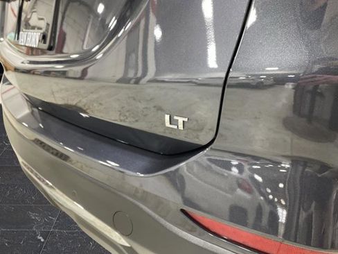 Used 2022 Chevrolet Equinox LT image 42