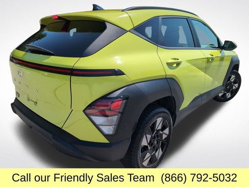 Used 2025 Hyundai Kona SEL AWD/4WD image 6