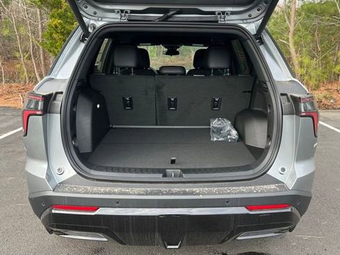 New 2025 Chevrolet Equinox RS image 5