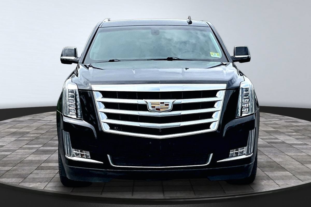 Used 2016 Cadillac Escalade ESV 2WD image 2