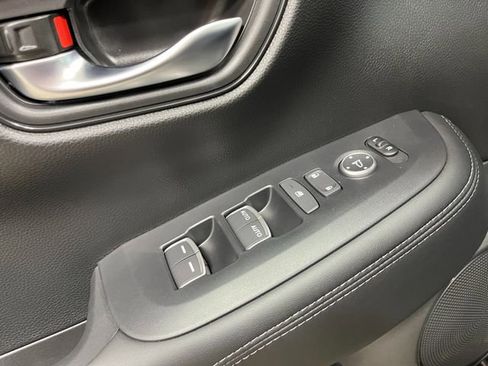 New 2026 Honda HR-V EX-L image 12