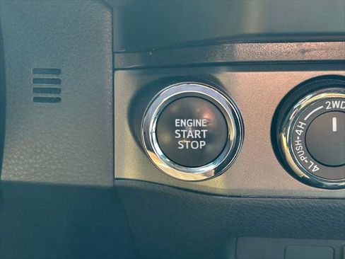 Certified 2023 Toyota Tacoma TRD Off-Road AWD/4WD image 26