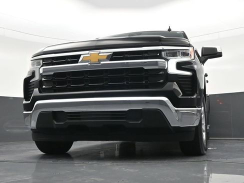 Used 2023 Chevrolet Silverado 1500 LT RWD image 32