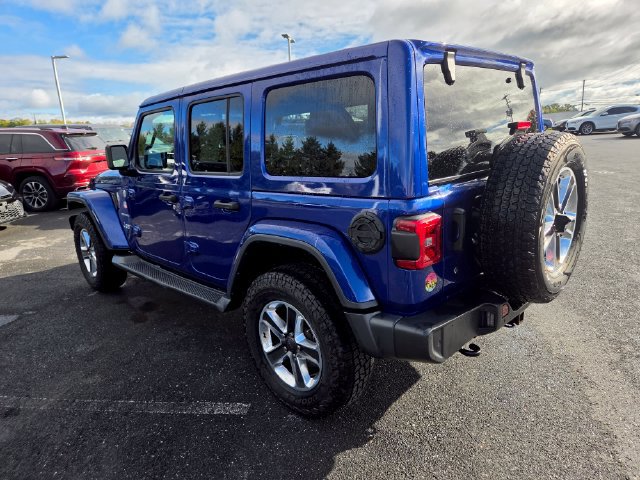 Used 2018 Jeep Wrangler Unlimited Sahara AWD/4WD image 13