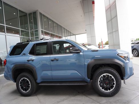 New 2025 Toyota 4Runner TRD Off-Road image 4