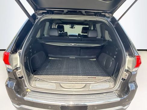 Used 2018 Jeep Grand Cherokee Limited w/ Luxury Group II AWD/4WD image 34