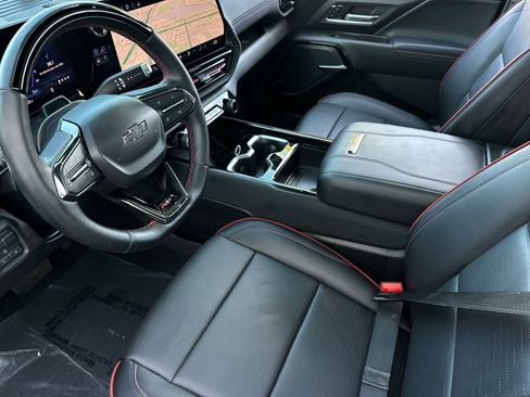 Used 2024 Chevrolet Silverado EV RST AWD/4WD image 10