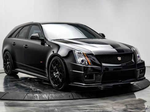 Used 2013 Cadillac CTS V image 20