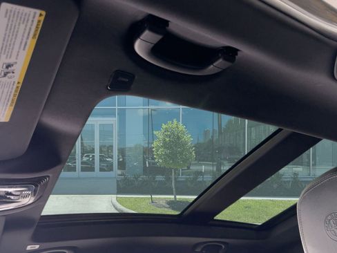 Used 2024 Alfa Romeo Stelvio Ti image 16