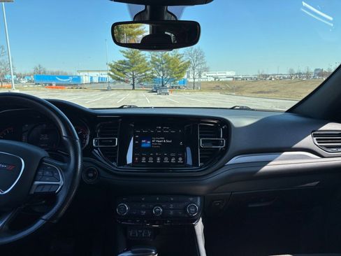 Used 2024 Dodge Durango SXT image 33