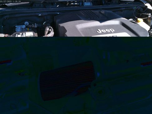 Used 2014 Jeep Wrangler Unlimited Sahara w/ Connectivity Group image 18