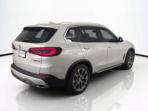 Used 2023 BMW X5 xDrive40i w/ Premium Package AWD/4WD image 5