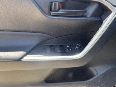 Used 2024 Toyota RAV4 LE AWD/4WD image 18