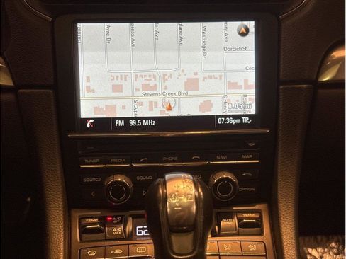 Used 2015 Porsche 911 Carrera image 16