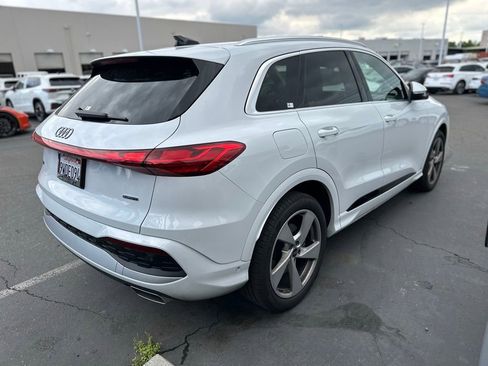 Used 2025 Audi Q5 Prestige AWD/4WD image 6