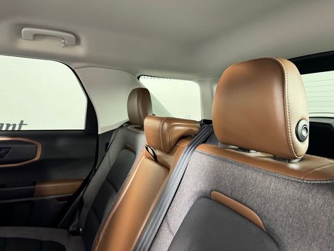 Used 2021 Ford Bronco Sport Outer Banks w/ Outer Banks Package (96D) image 24