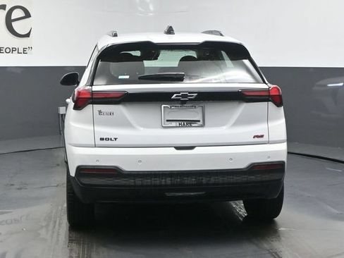 New 2027 Chevrolet Bolt RS w/ LPO, All-Weather Package FWD image 13