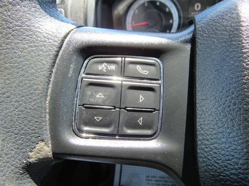 Used 2020 RAM 1500 Tradesman w/ Chrome Appearance Group AWD/4WD image 38
