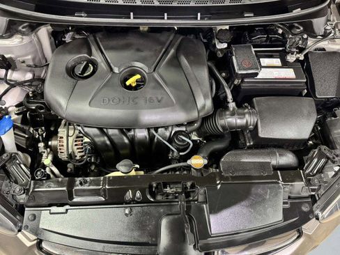 Used 2012 Hyundai Elantra Limited image 53