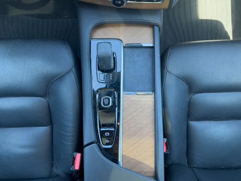 Certified 2022 Volvo XC90 T8 Inscription Expression w/ Advanced Package image 35