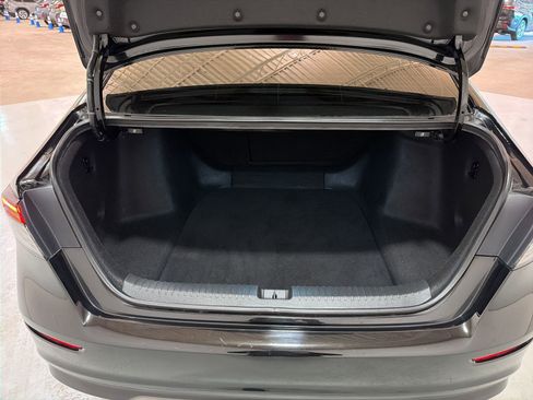 Used 2023 Honda Accord Sport image 12