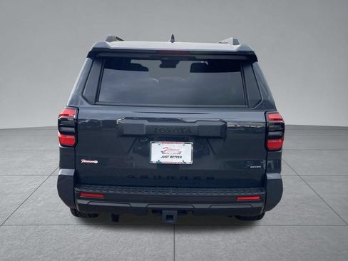 Used 2026 Toyota 4Runner SR5 AWD/4WD image 12