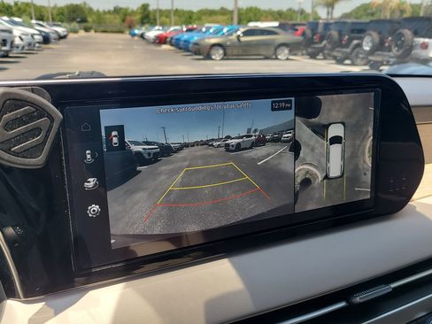 Used 2024 Hyundai Palisade Limited FWD image 24