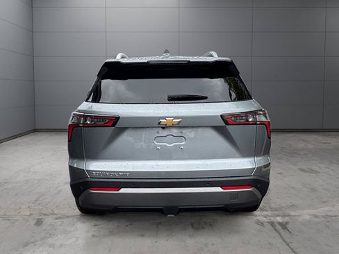 New 2026 Chevrolet Equinox LT w/ Convenience Package II AWD/4WD image 4