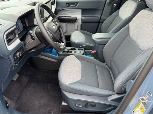 New 2025 Ford Maverick XLT w/ XLT Luxury Package image 9