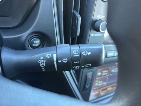 Certified 2025 Subaru Impreza 2.0i image 26