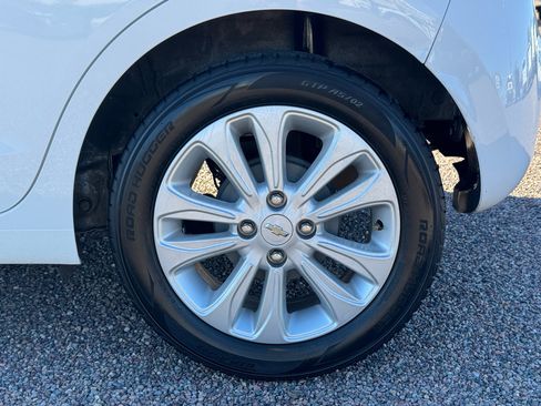 Used 2018 Chevrolet Spark LT image 8