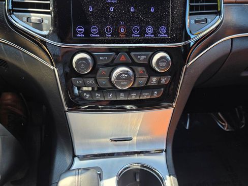 Used 2021 Jeep Grand Cherokee Summit w/ Platinum Series Group AWD/4WD image 7