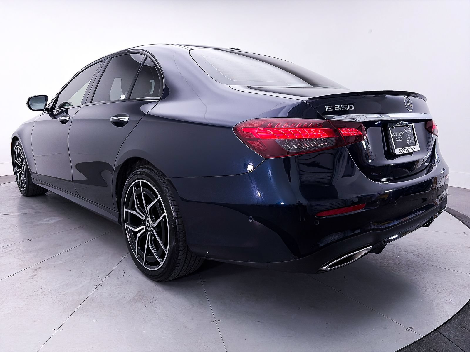 Used 2022 Mercedes-Benz E 350 Sedan image 15