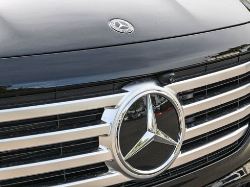 New 2026 Mercedes-Benz GLB 250 image 12