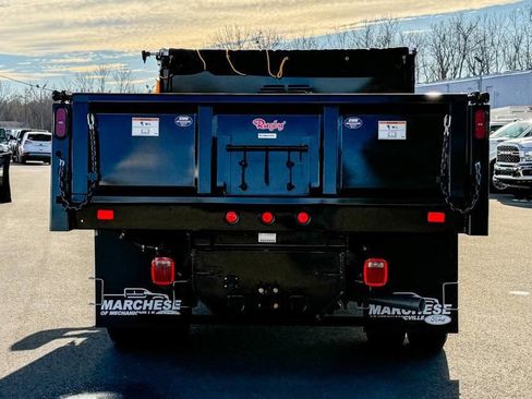 Used 2024 Ford F350 XLT image 4