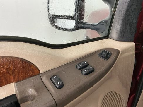 Used 2003 Ford F350 Lariat image 8
