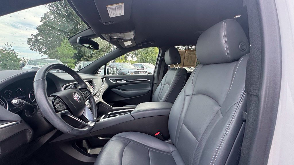 Used 2023 Buick Enclave Essence FWD image 22