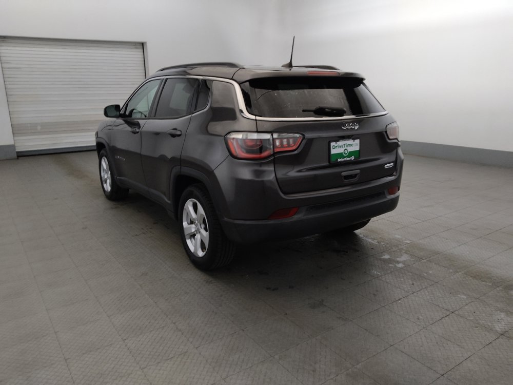 Used 2019 Jeep Compass Latitude w/ Popular Equipment Group FWD image 5