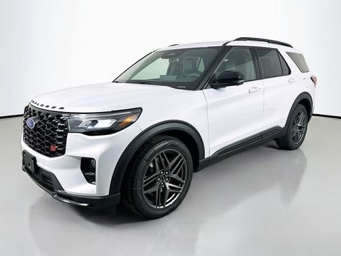 New 2026 Ford Explorer ST image 3