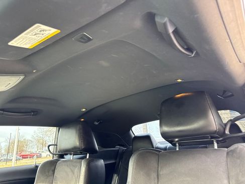 Used 2019 Dodge Challenger R/T w/ Plus Package image 25