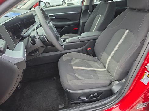 Certified 2024 Hyundai Sonata SEL FWD image 11