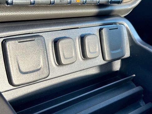 Used 2019 GMC Sierra 2500 Denali AWD/4WD image 35
