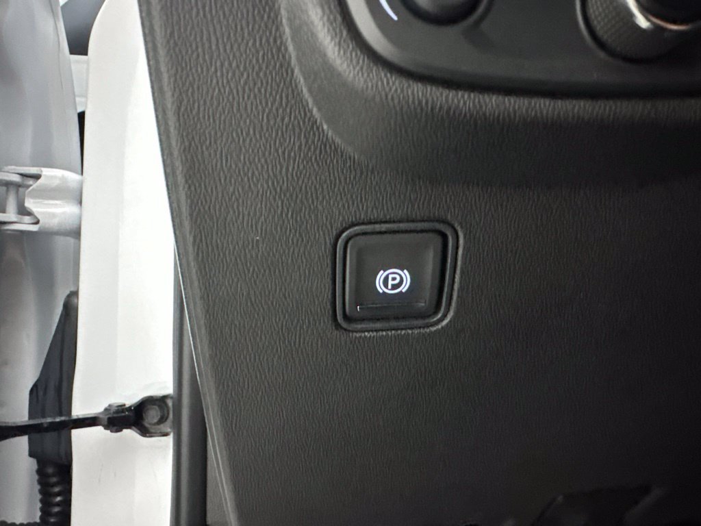 Used 2023 GMC Terrain SLE w/ Driver Convenience Package AWD/4WD image 24