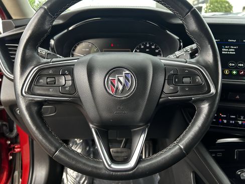 Used 2023 Buick Envision Preferred image 22