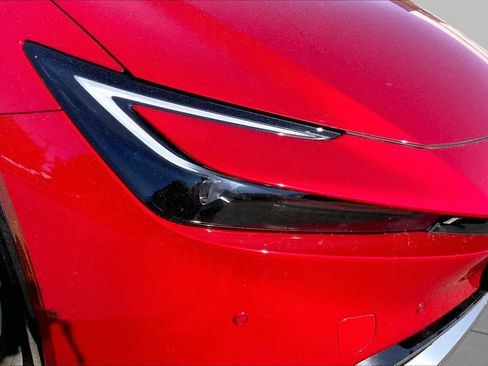 Used 2024 Toyota Prius Prime FWD image 28