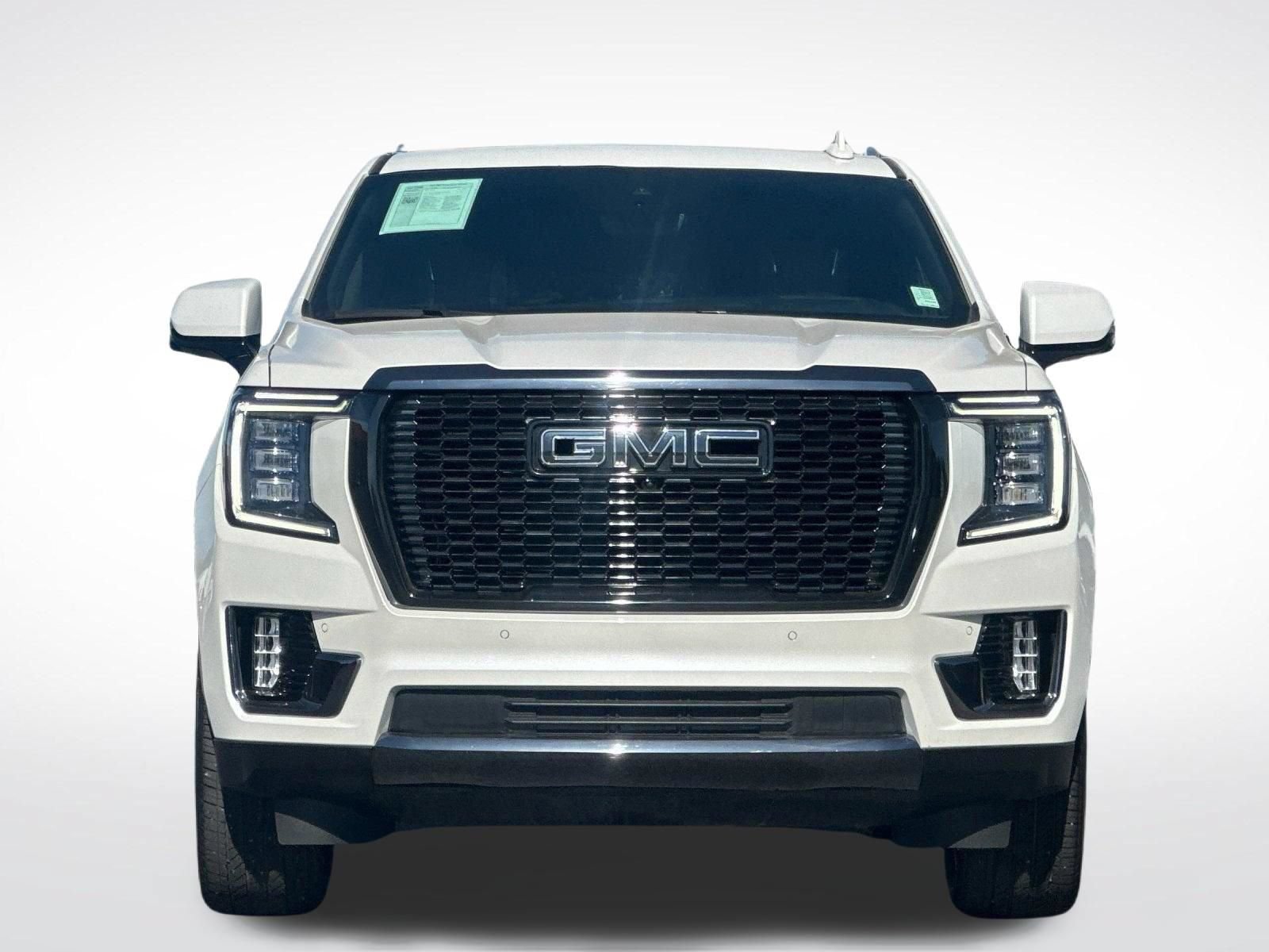 Used 2023 GMC Yukon Denali Ultimate AWD/4WD image 8
