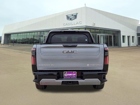 Used 2024 GMC Sierra EV Denali image 5